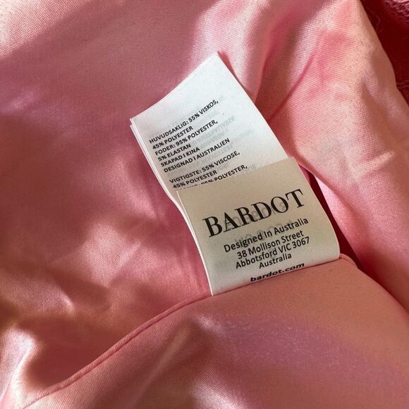 Hadley Midi Lace Dress - Picture 11 of 12